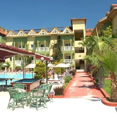 Efem Aparments Icmeler