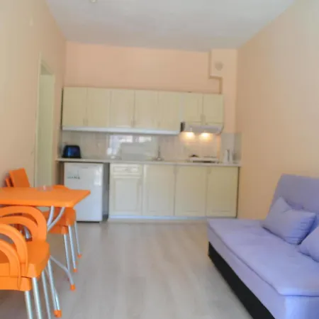 Efem Aparments *